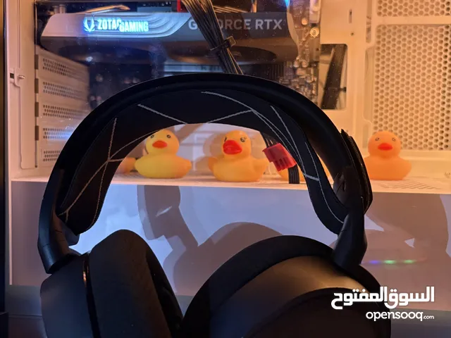 Steelseries arctis 9 wireless.