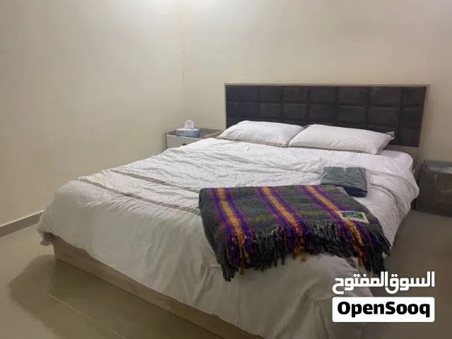 غرفة نوم للبيع  نظيفه  وجميلة ماركه راقيه