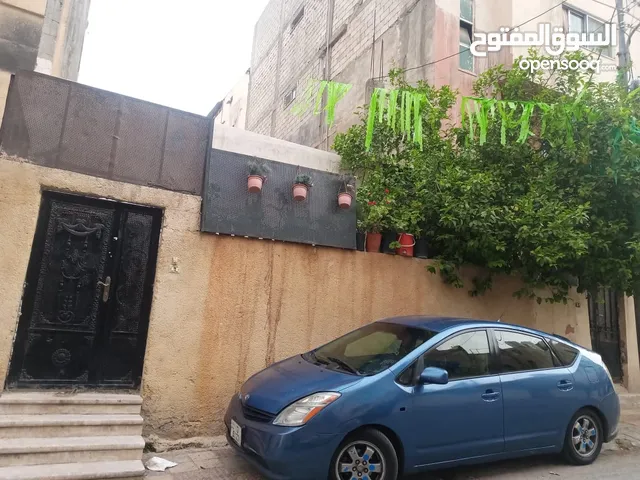 110 m2 3 Bedrooms Townhouse for Sale in Amman Umm Nowarah