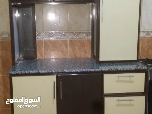 دولاب مطبخ متر وعشرين عرض في مترين ارتفاع