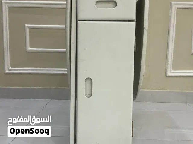 للبيع طاولة تتسفط من هوم سنتر بحالة ممتازة