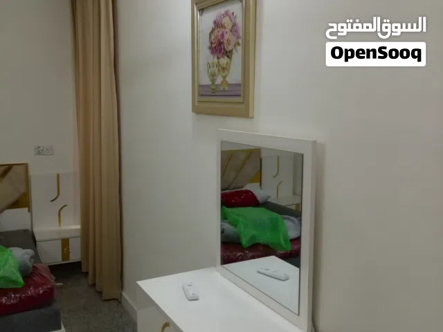 للئيجار شقة مفروشة قرب نادي الصيد