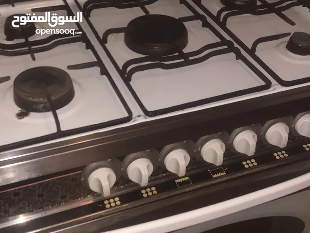 مجموعة اغراض مطبخ بسعر مغري ثلاجه وفرن غاز 5 عيون وكولر وبابور ومايكروويف وقرل