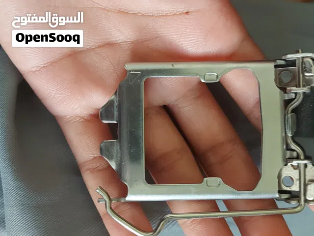 قطعه تركب تحت لوحة لاأم للمعالج