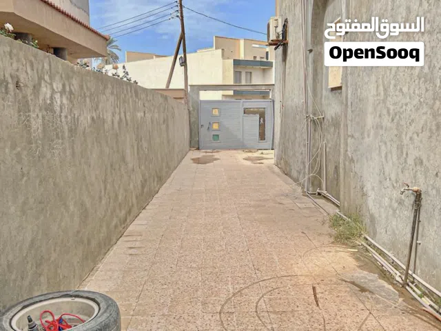 200 m2 4 Bedrooms Townhouse for Sale in Tripoli Al-Sabaa