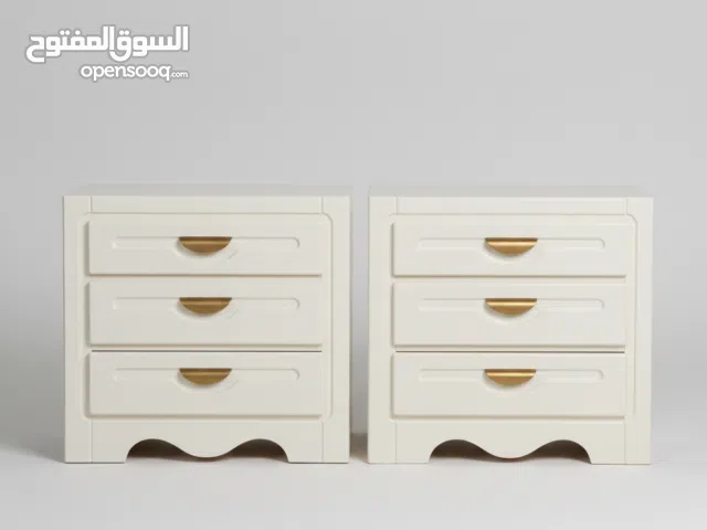 طاولة جانبية مجدده باي لون تختاره - renewed nightstand/ bedside table