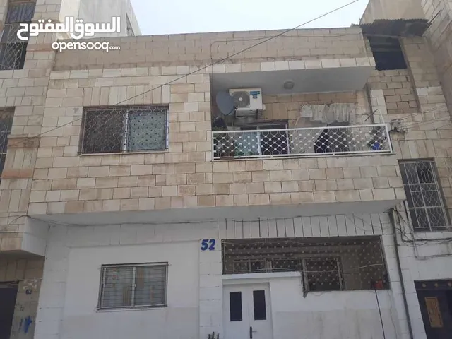 130 m2 2 Bedrooms Apartments for Sale in Zarqa Al Hawooz
