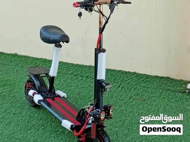 سكوتر الكهربائي عزم قوي