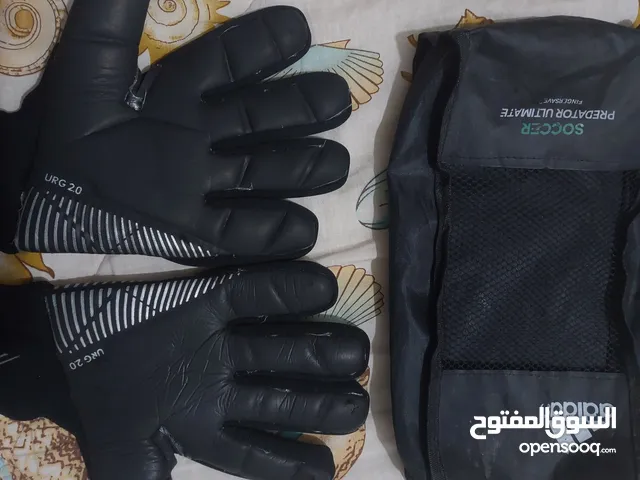 قفازات حراسه مرمى