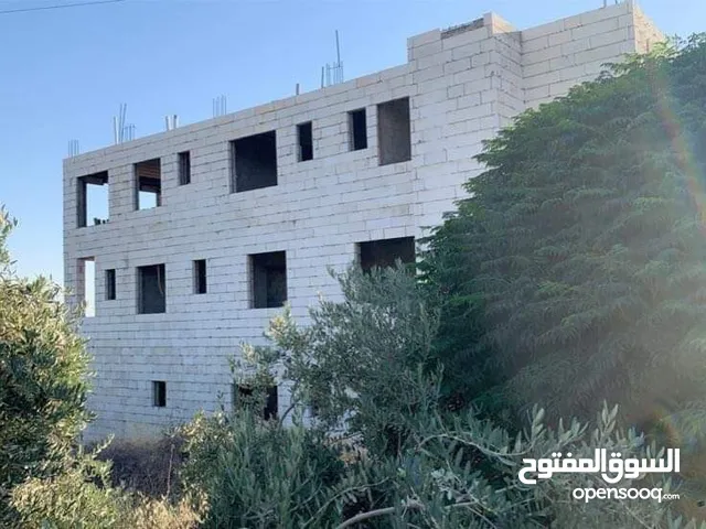 900 m2 More than 6 bedrooms Villa for Sale in Amman Badr Jdedeh