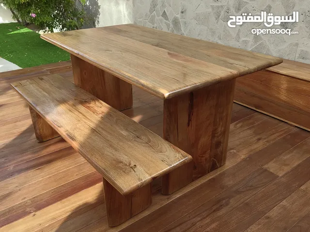 Solid Oak Wood Dining Table + bench - excellent condition