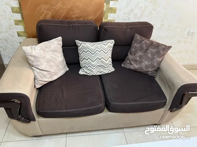 غرفة نوم ماستر بحالة ممتازة تفصيل خشب تقيل كورنر بحالة ممتازة خشب ثقيل تفصيل سفنج عالي غرفة النوم شب