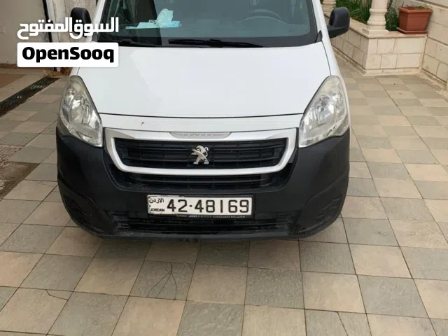 2018, بيجو, بارتنر, Standard