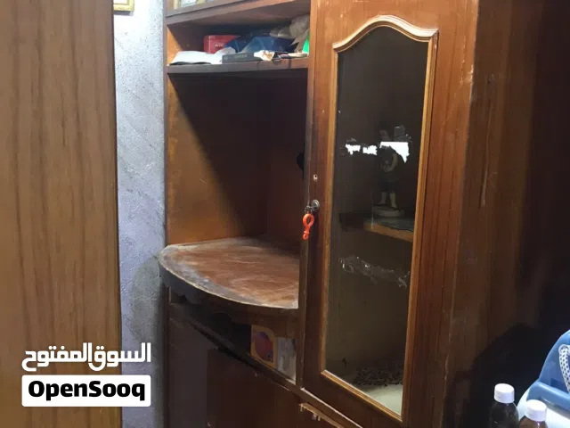 معرض ينحط بيه اللعاب وحذاءه حته ملابس وسعر 50 الف دينا