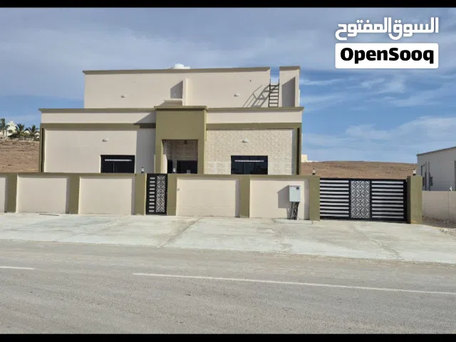 منزل حديث للبيع