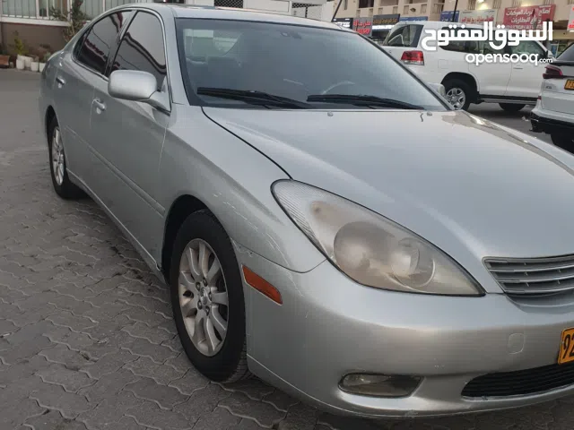 لكزس ES300 موديل 2002 نظيف