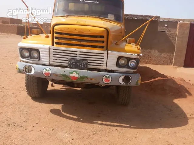الفلاح لتسويق السيارات هينو كيبي 76 بطاريه جديده لساتك جديده موجود في السرور