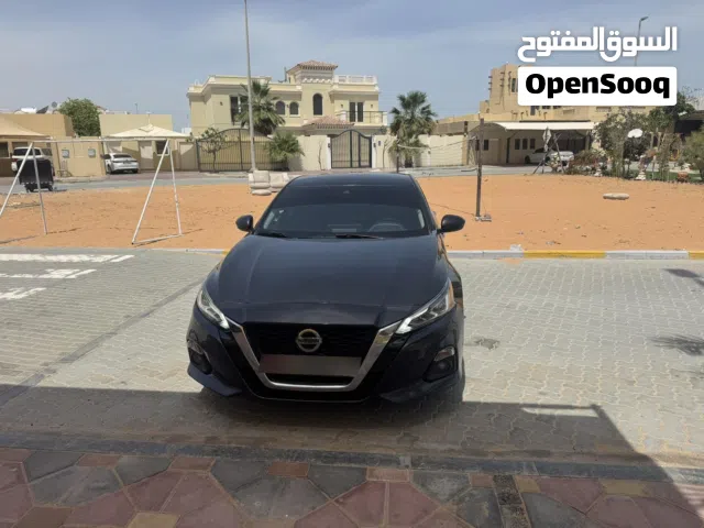 2021 نيسان التيما SV