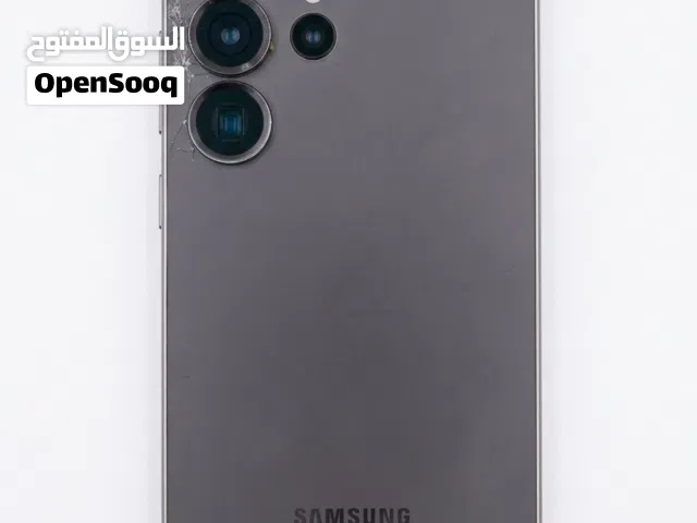 S25 الترا جهاز نضيف كلش بس بي كسر بلضهر