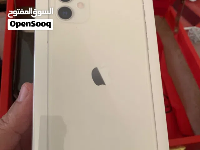 ايفون 11 ابيض مطلوب فيه 1400 نهائي