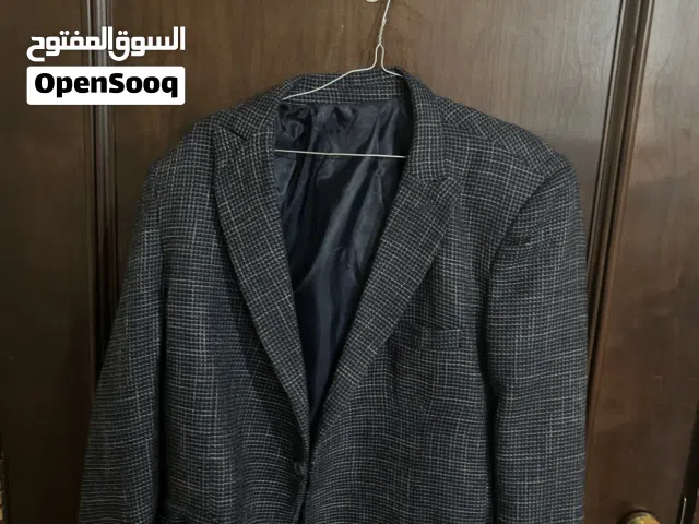 جاكيت مقاس 54 تصميم جيد بدون عيوب