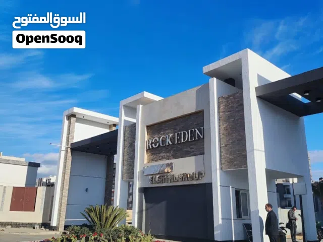 487 m2 4 Bedrooms Villa for Sale in Giza 6th of October