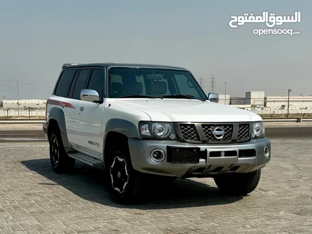 نيسان بترول سوبر سفاري خليجي موديل 2020 جير عادي ممتاز جاهز لتسجيل وتصدير