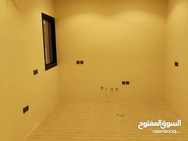 شقة ممتازة في حي المونسية