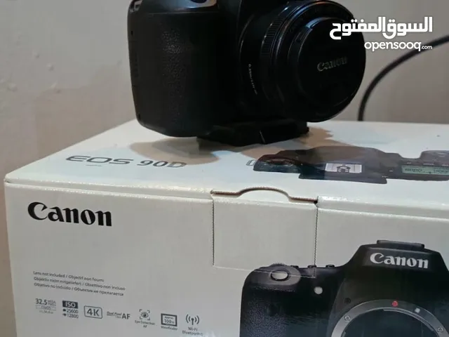 كامرة كانون 90D مع عدسه 50mm للبيع