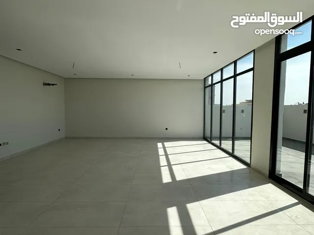 145 m2 3 Bedrooms Apartments for Rent in Jeddah Az Zahra