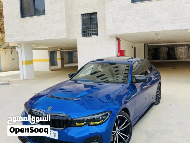 بي أم دبليو 330i