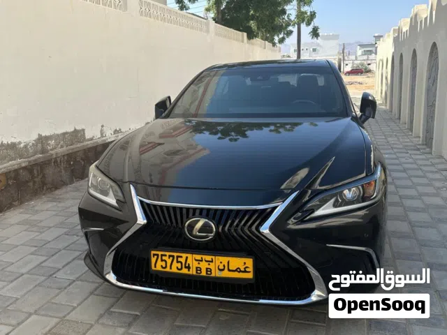 Used Lexus ES in Muscat