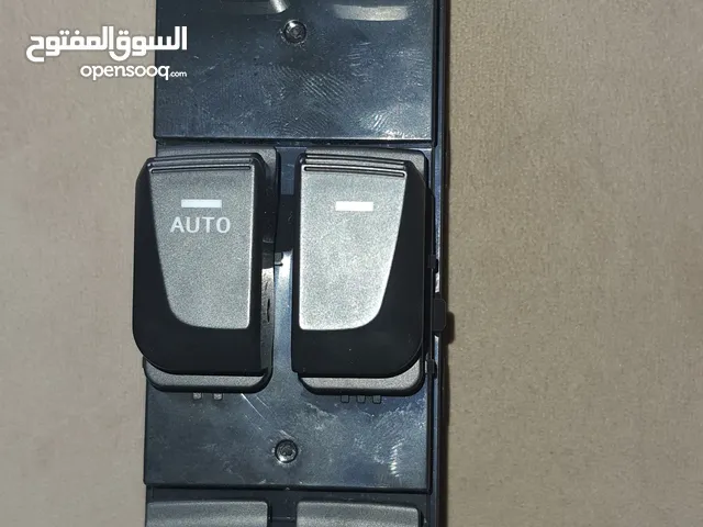 كبسه مفاتيح شباك رئيسيه باب السائق توسان 2012 جديده شباك السائق اتوماتيك باتجاهين طلوع و نزول