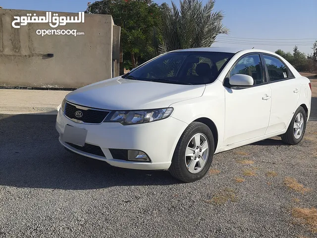 Used Kia Cerato in Tripoli