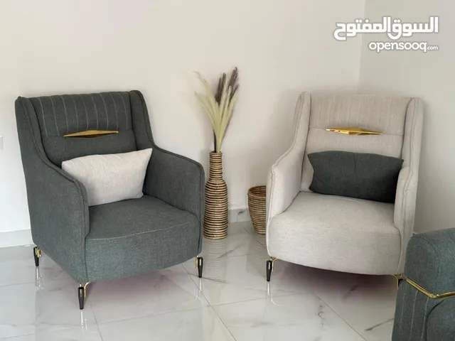 عفش عرسان بواقع الجديد استعمال 3 شهور فقط و خفيف كلو باعتبار الجديد و الله يبارك لصاحب النصيب