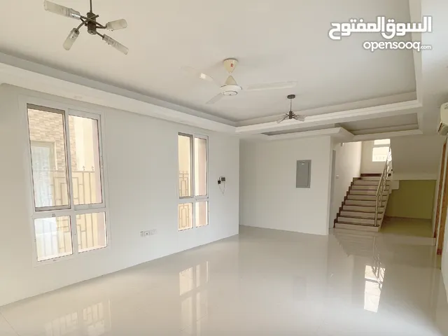 4 Bedroom Villa in Gated Community (Al Hail North)