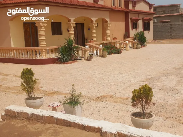 255 m2 3 Bedrooms Townhouse for Sale in Zawiya Western Zawiya