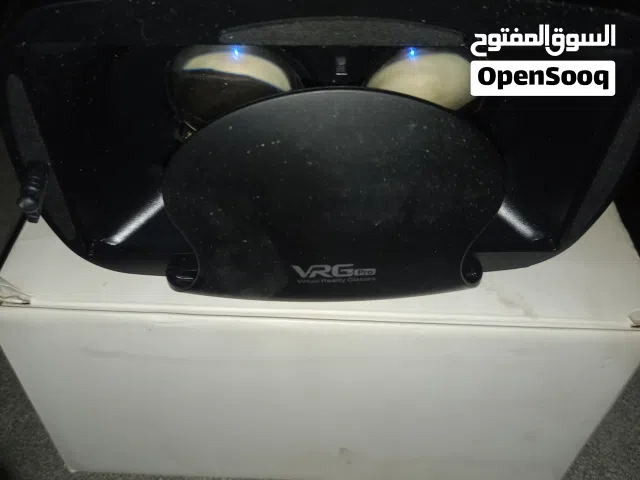 نظارة VR مع سماعات
