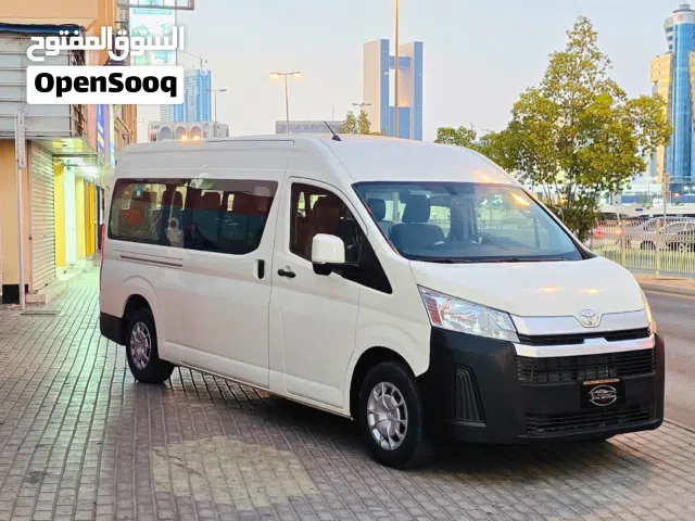 Toyota Hiace - 2023 - 13 Passenger - Well Maintained