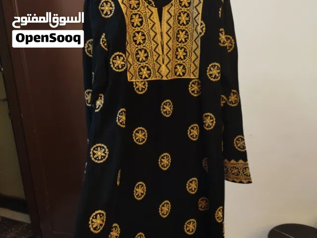 ملابس نسائية