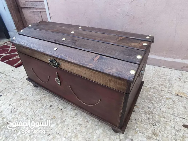 صندوق انتيكه مقاس 100~55~60. السعر 25 التواصل واتس