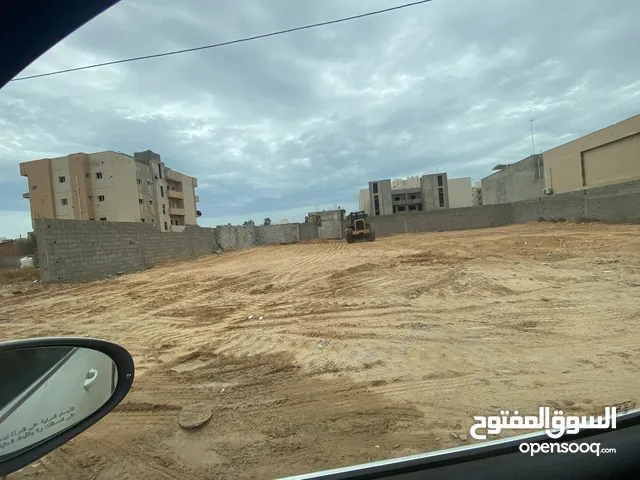 ارض سكنية مشروع الهضبه قرب مسجد التقوي ومدرسه طرابلس الدولية