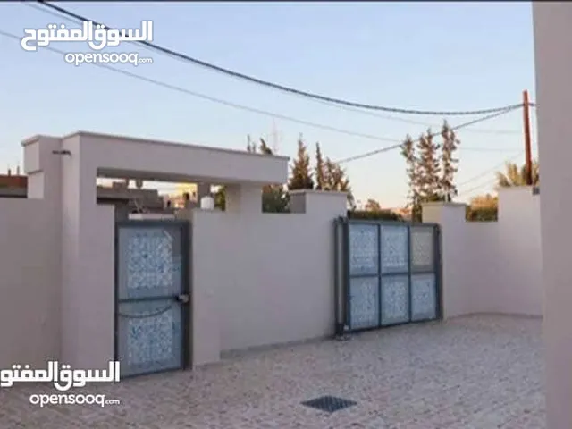 470 m2 More than 6 bedrooms Townhouse for Sale in Tripoli Ain Zara