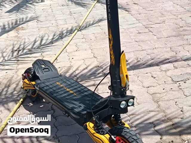 Kugoolx10+ 2025 for sale-price is negotiable-excellent condition-60volt-4000watts-20ah-80kmh