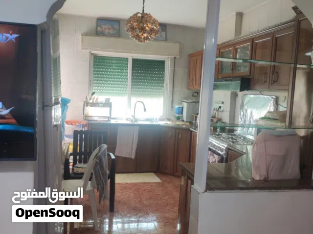 130 m2 3 Bedrooms Apartments for Sale in Irbid Al Hay Al Janooby