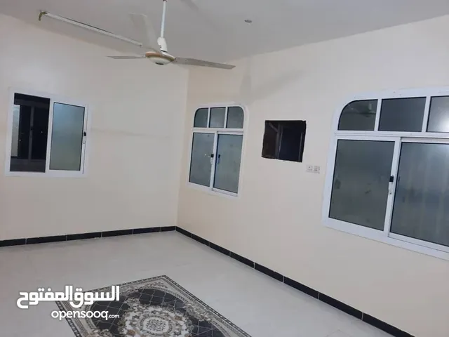 100 m2 3 Bedrooms Apartments for Rent in Aden Other