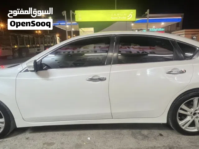 ألتيما 2013 رقم واحد وارد 6 سلندر اقرأ الوصف