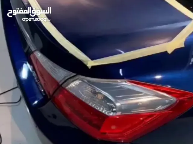 خدمة تلميع والعناية لسيارات