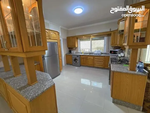 170m2 3 Bedrooms Apartments for Sale in Amman Deir Ghbar