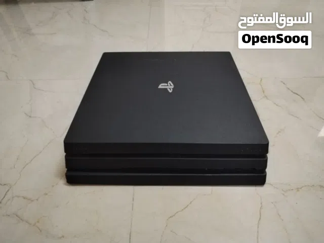 بلايستيشن 4 برو مع 6 أشرطه للبيع شوف الوصف ضروري